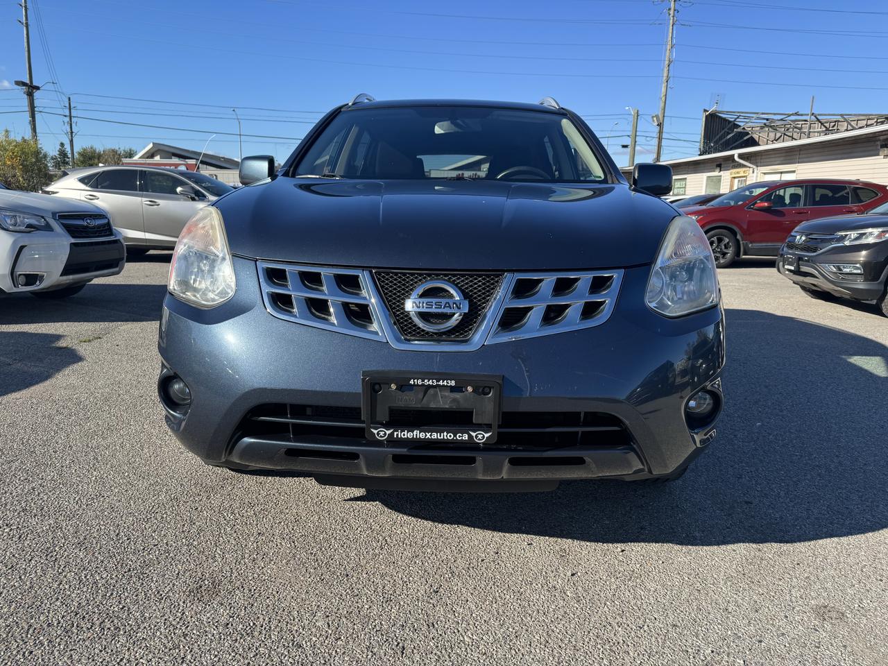 2013 Nissan Rogue SV Photo