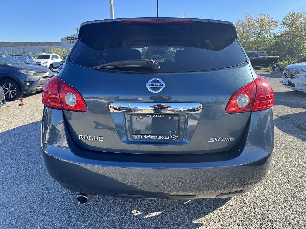 2013 Nissan Rogue SV Photo