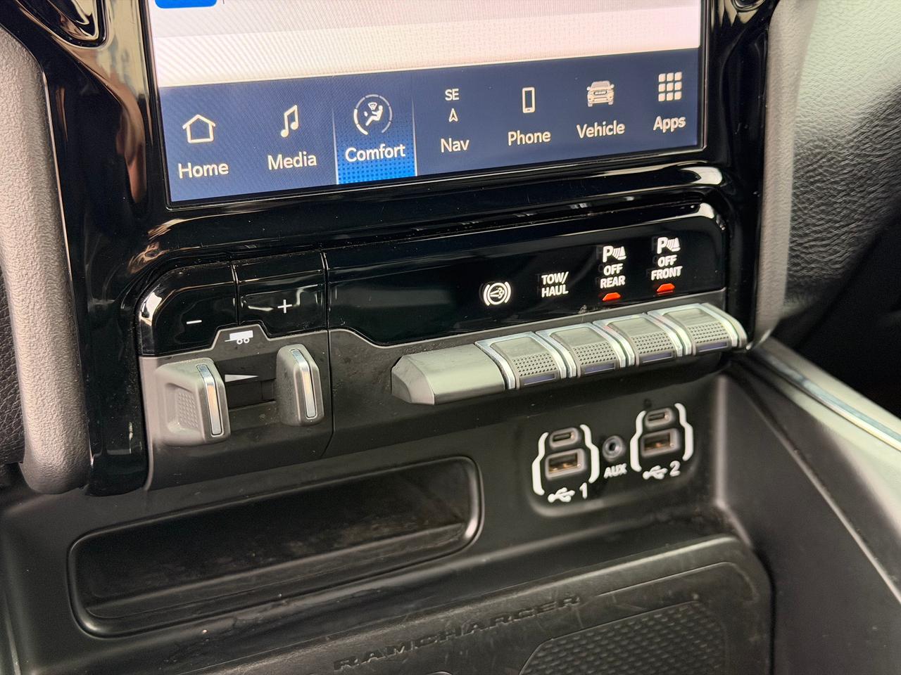 2022 RAM 2500 Laramie Photo