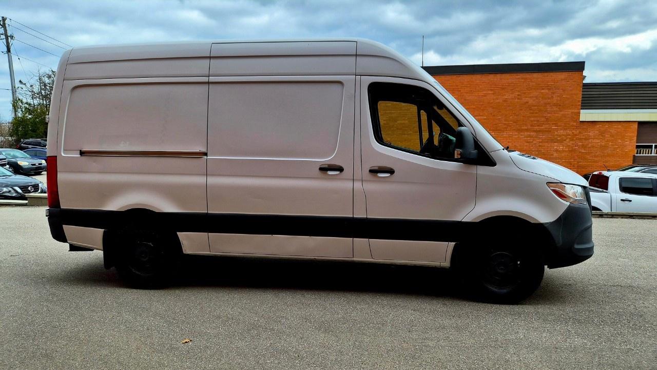 2020 Mercedes-Benz Sprinter Cargo Van 2500 Standard Roof V6 144" Photo3