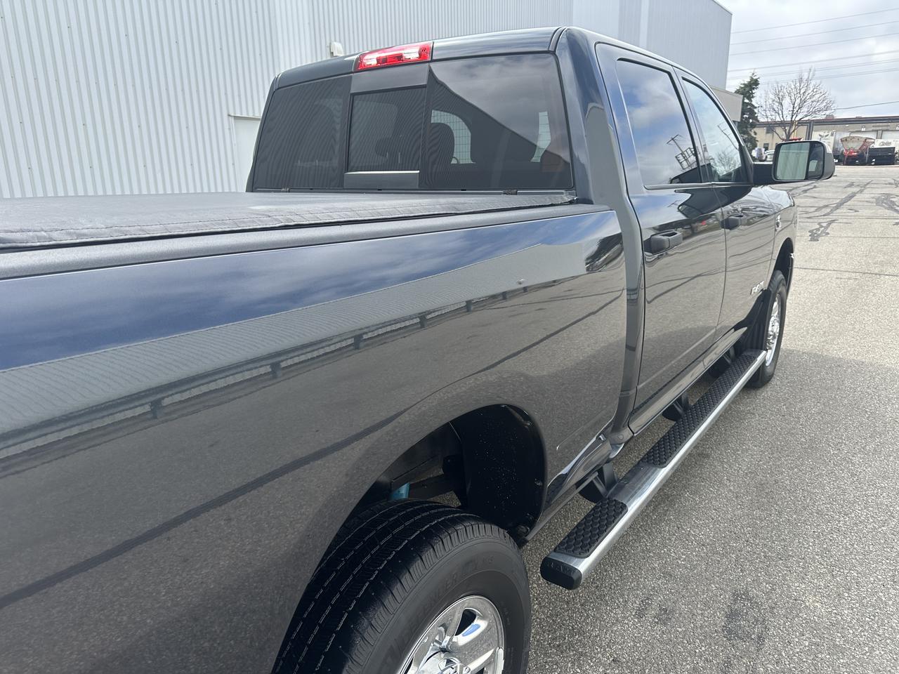 2019 RAM 2500 Heavy Duty 6.7 Cummins Diesel Crew Cab 4WD Photo