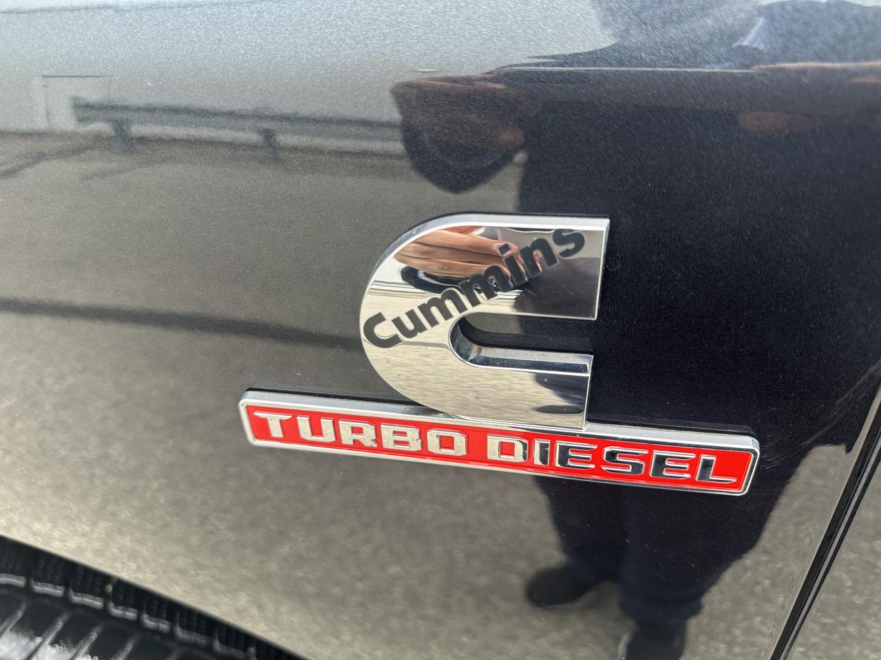 2019 RAM 2500 Heavy Duty 6.7 Cummins Diesel Crew Cab 4WD Photo