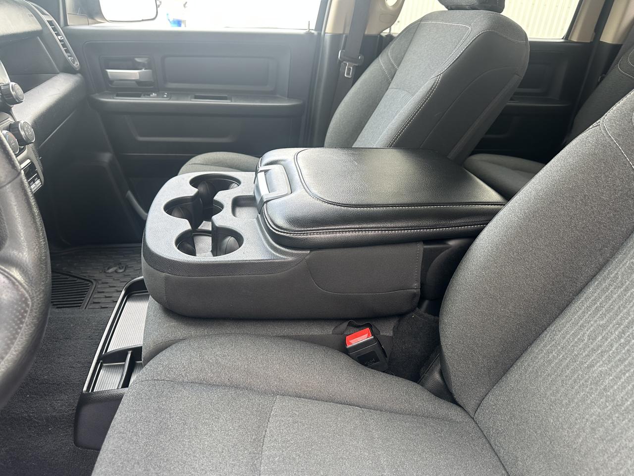 2019 RAM 2500 Heavy Duty 6.7 Cummins Diesel Crew Cab 4WD Photo