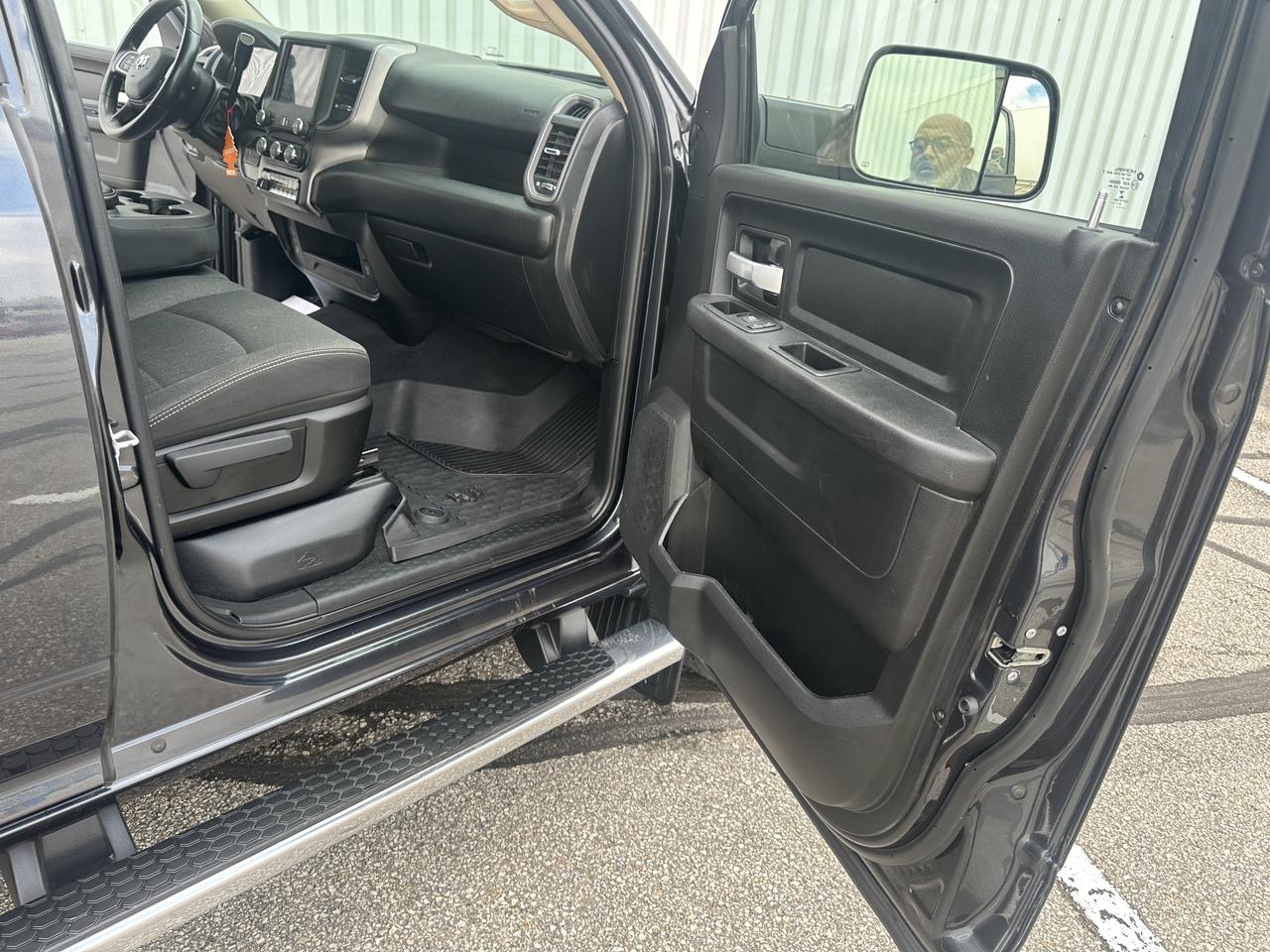 2019 RAM 2500 Heavy Duty 6.7 Cummins Diesel Crew Cab 4WD Photo