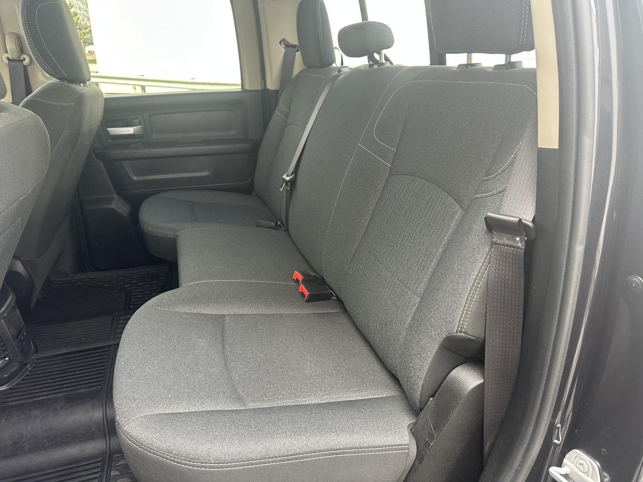 2019 RAM 2500 Heavy Duty 6.7 Cummins Diesel Crew Cab 4WD Photo