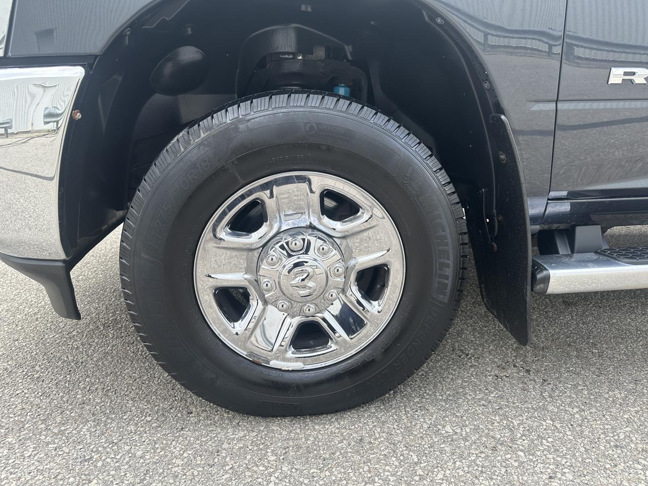 2019 RAM 2500 Heavy Duty 6.7 Cummins Diesel Crew Cab 4WD Photo