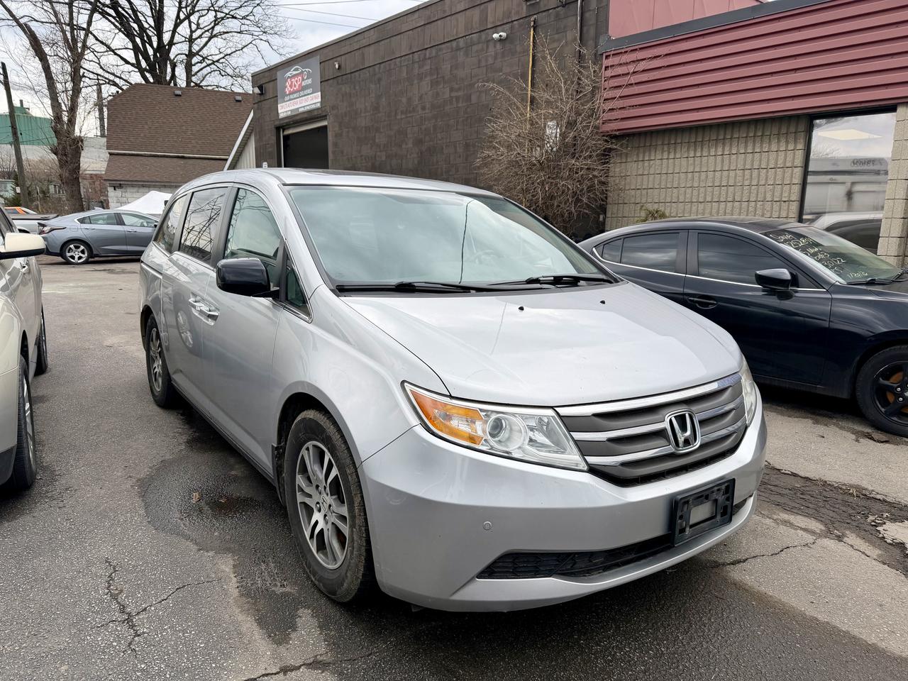 Used 2011 Honda Odyssey EX-L for sale in Hamilton, ON