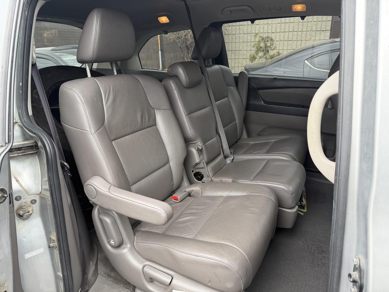 2011 Honda Odyssey EX-L Photo