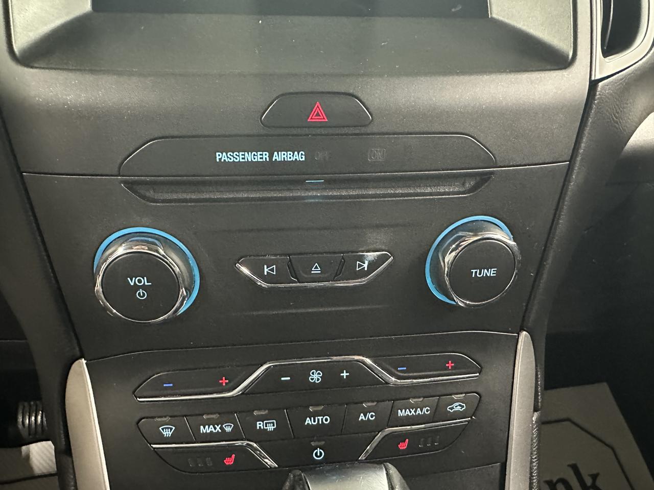 2018 Ford Edge SEL Photo41