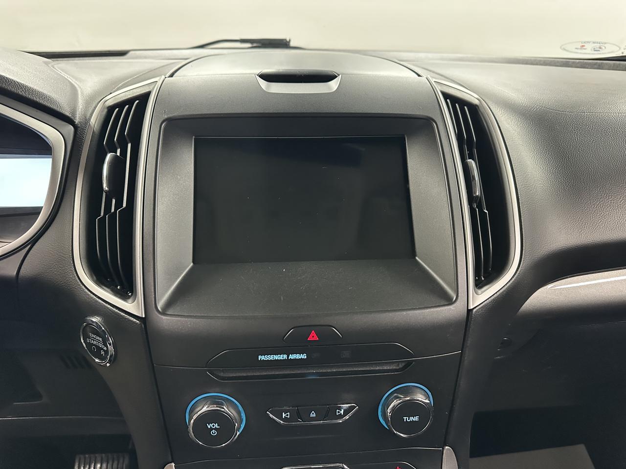 2018 Ford Edge SEL Photo40