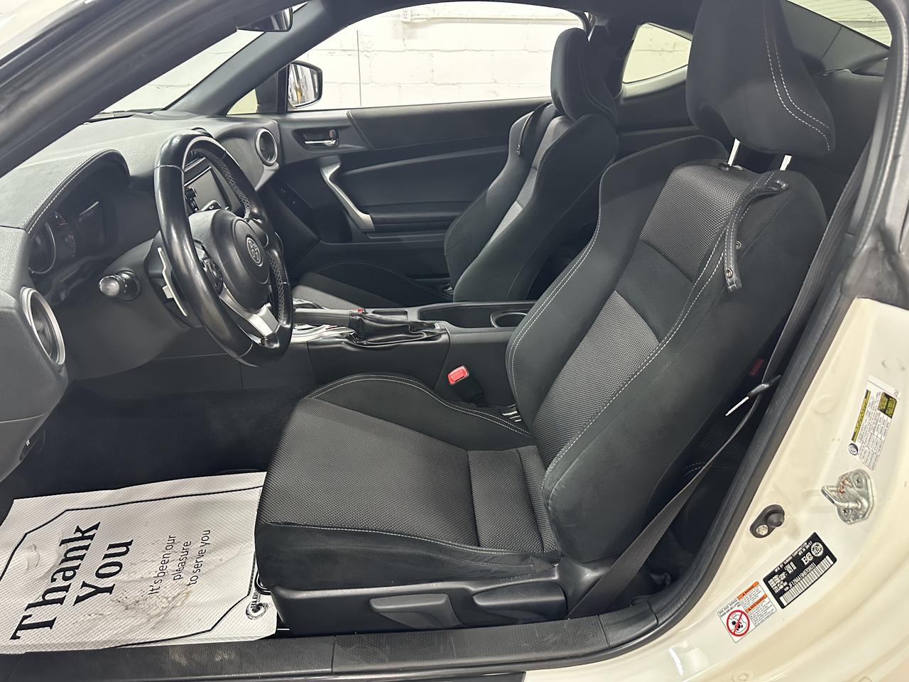 2017 Toyota 86 Automatic Photo4