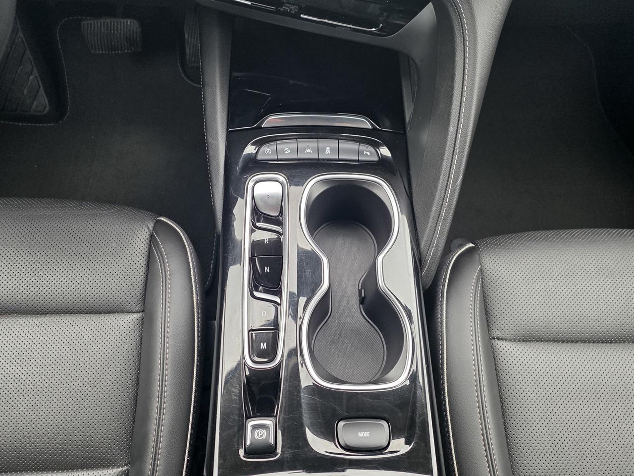 2023 Buick Envision Essense AWD Photo