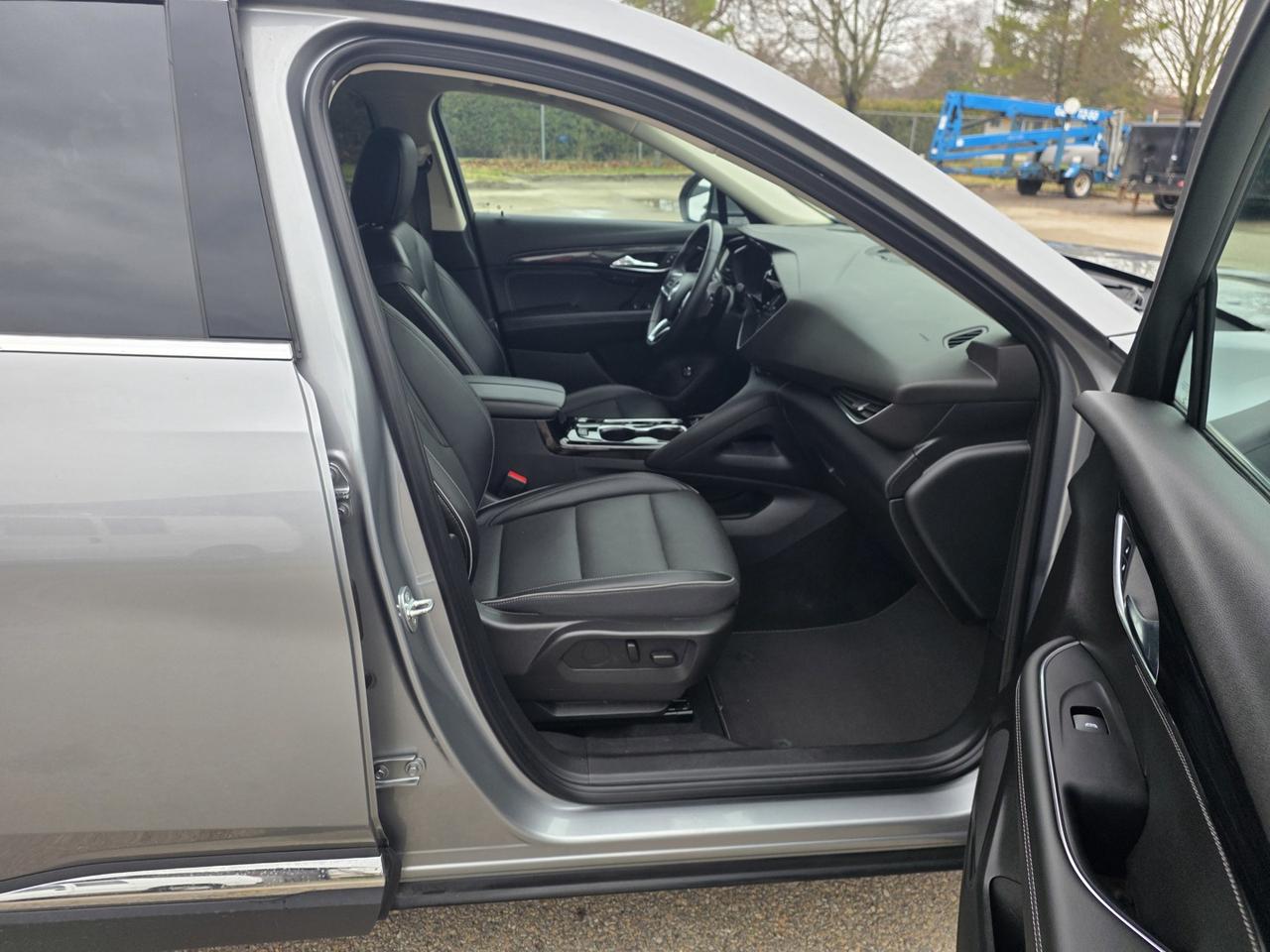 2023 Buick Envision Essense AWD Photo
