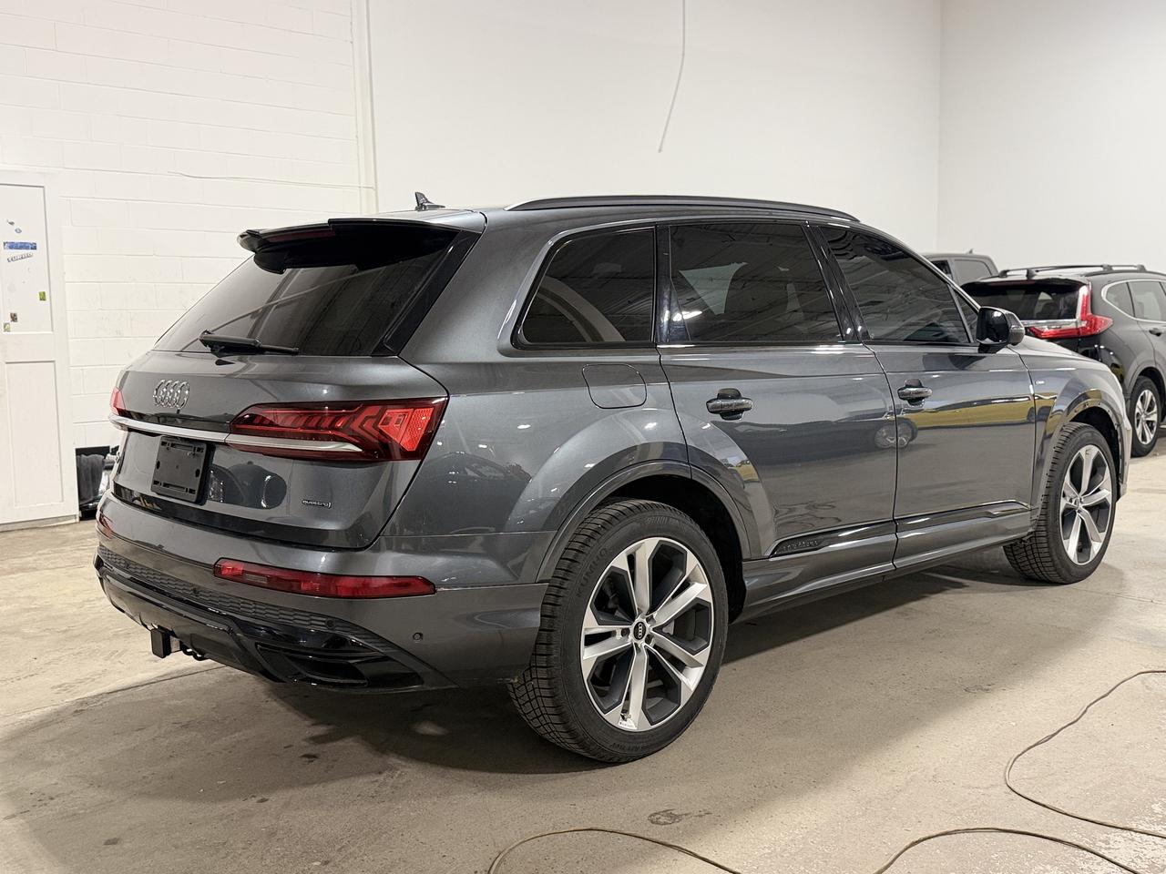 2021 Audi Q7 Progressiv 55 TFSI quattro | S-LINE Photo