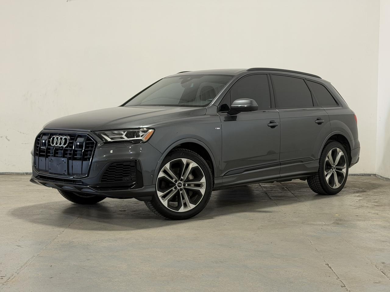 2021 Audi Q7 PROGRESSIV | S-LINE | BLACK OPTICS PKG | 7 SEATER! - Photo #1