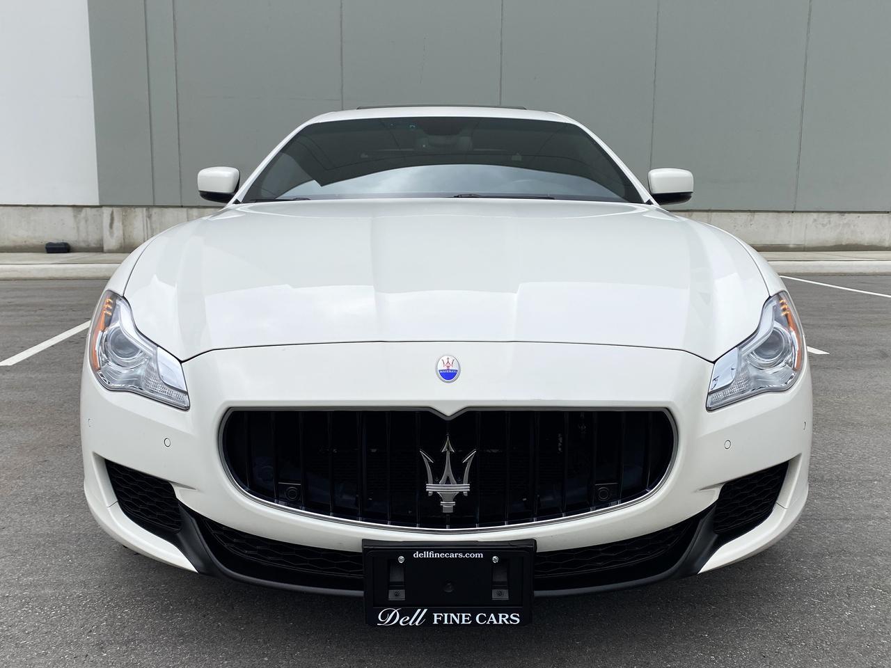 2015 Maserati Quattroporte SQ4-CARBON PKG-ALCANTARA-22" WHEELS Photo