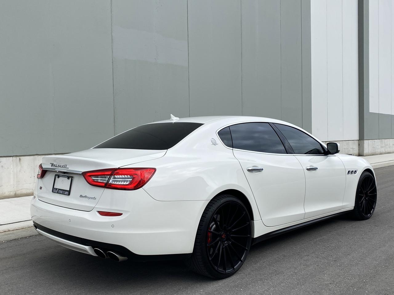 2015 Maserati Quattroporte SQ4-CARBON PKG-ALCANTARA-22" WHEELS Photo
