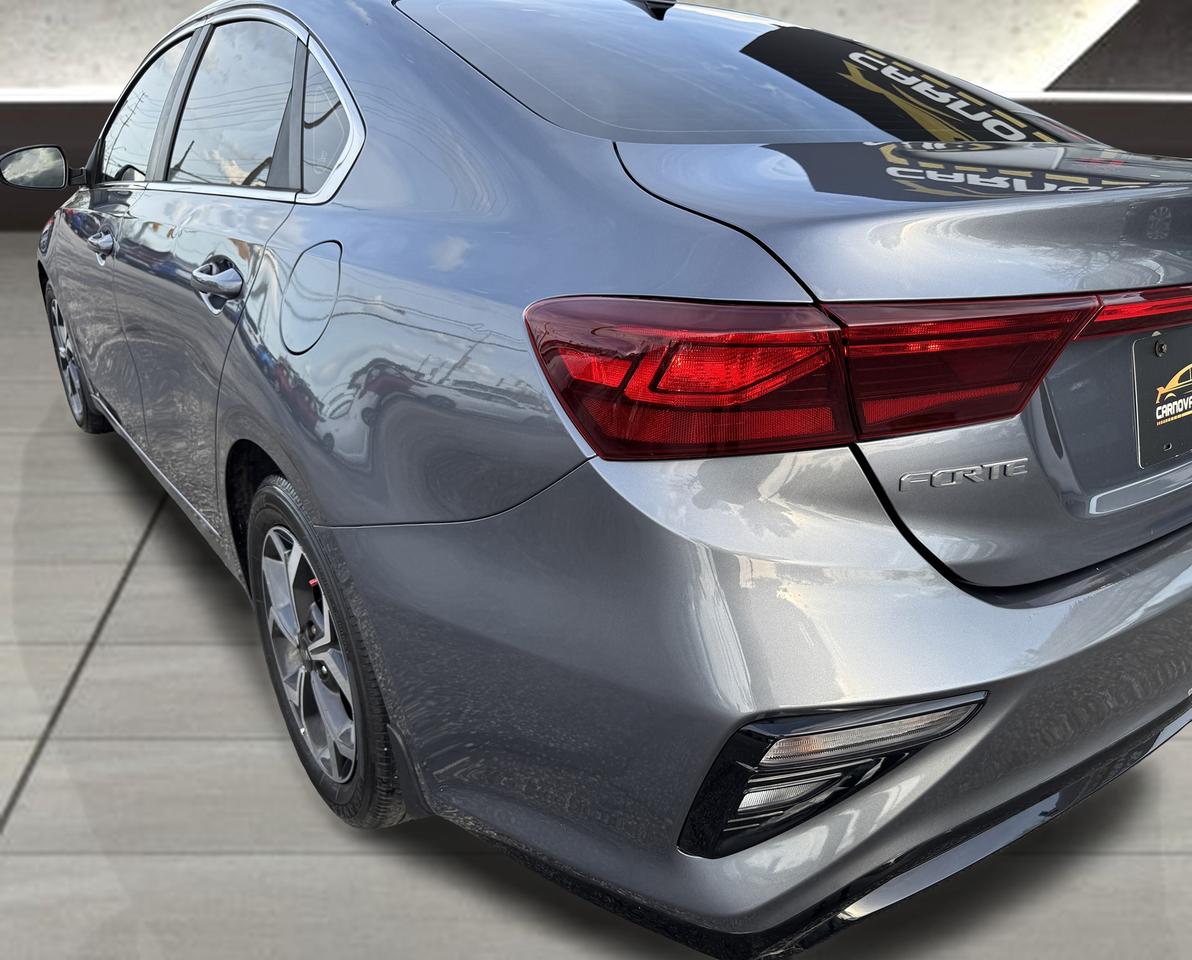 2019 Kia Forte EX+Lane Keep Assist+Camera+ApplePlay Photo