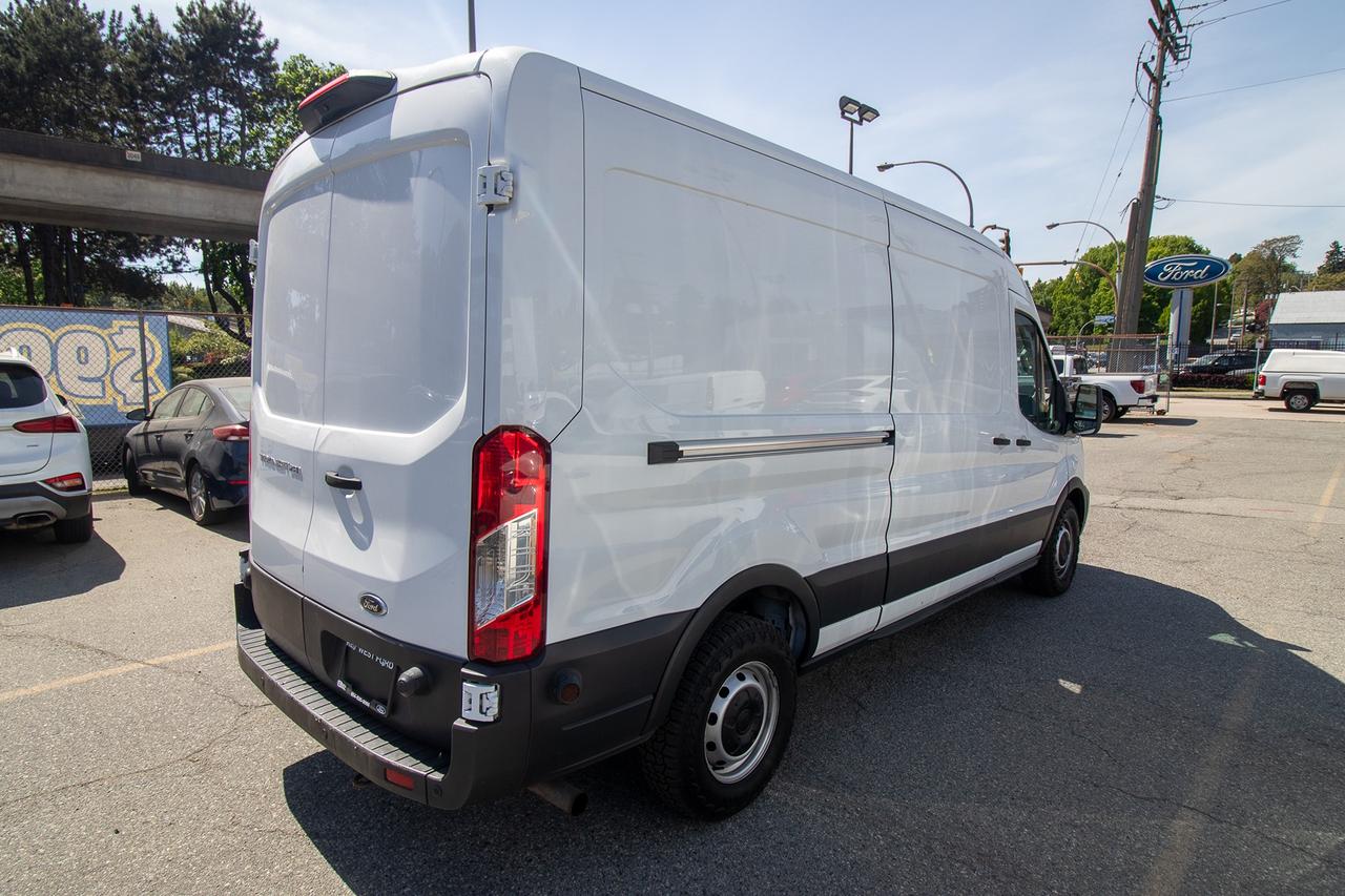 2020 Ford Transit T-250 148" MED RF 9070 GVWR RWD Photo4