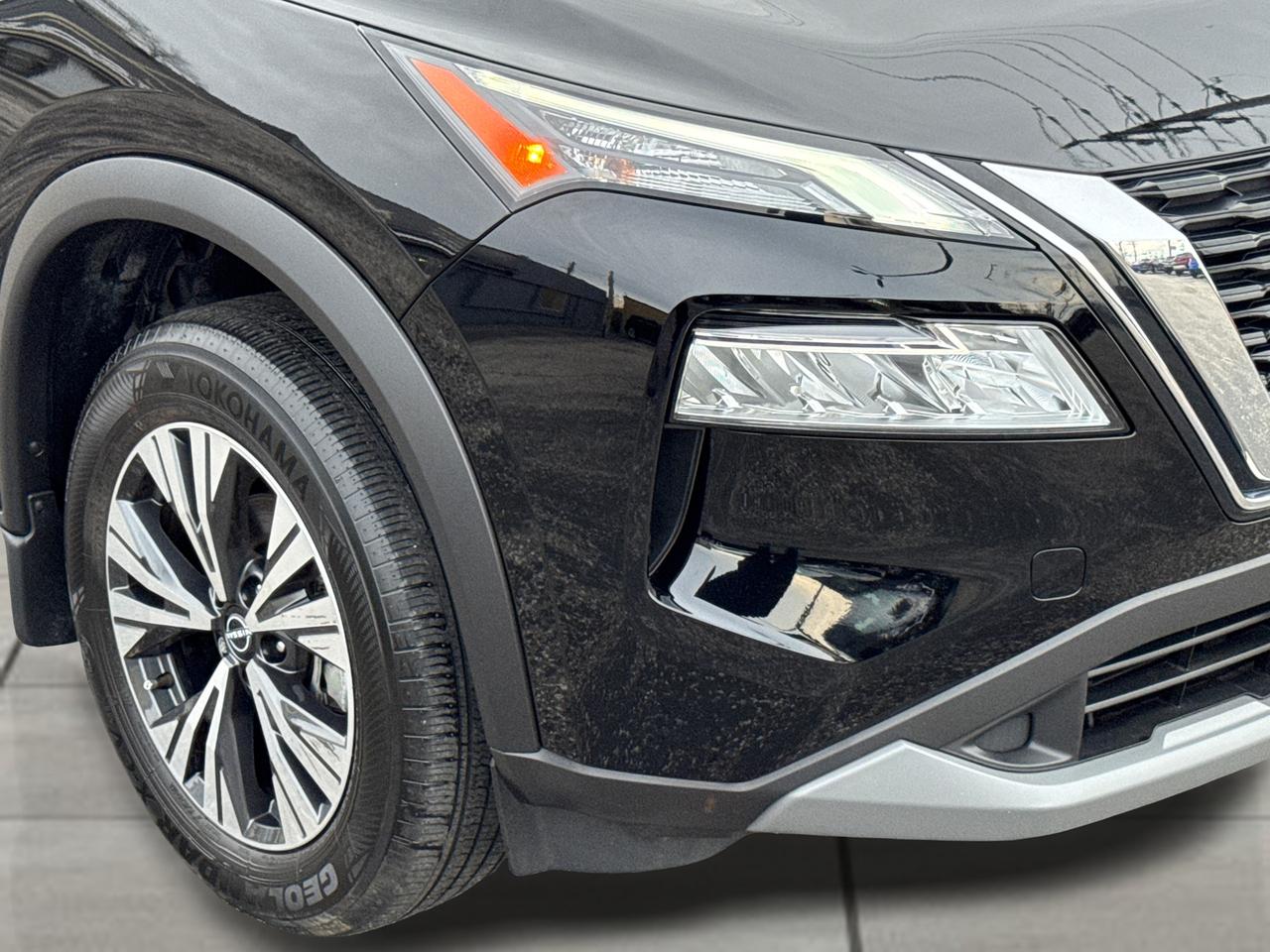 2023 Nissan Rogue SV Moonroof AWD+ONE OWNER+CLEAN CARFAX Photo
