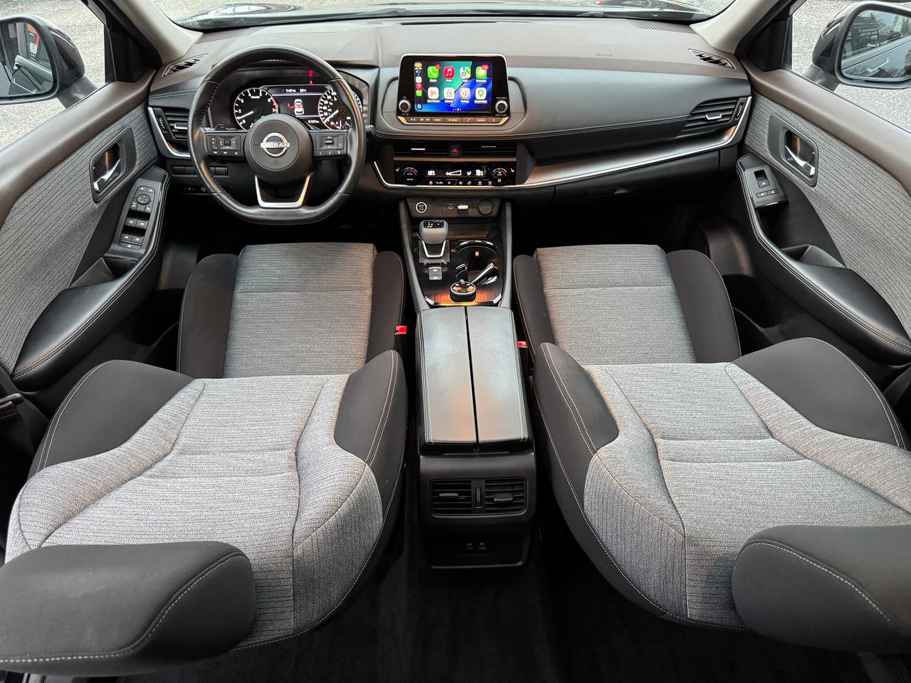 2023 Nissan Rogue SV Moonroof AWD+ONE OWNER+CLEAN CARFAX Photo