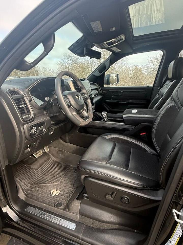 2023 RAM 1500  Photo