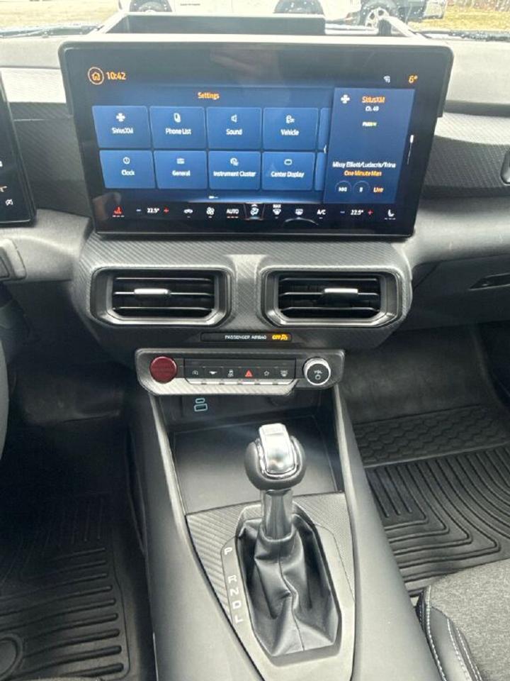 2025 Ford Mustang  Photo