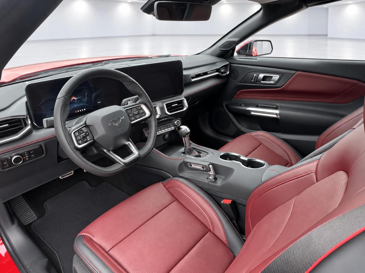 2026 Ford Mustang GT Premium Photo2
