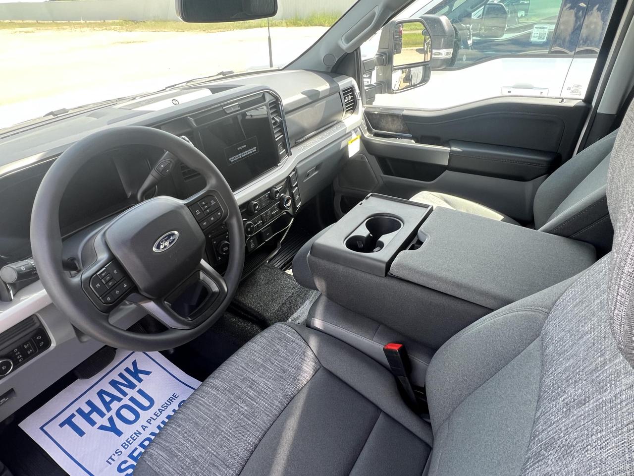 2026 Ford F-250 Super Duty SRW XL/XLT/LARIAT Employee Pricing on NOW!! Photo3