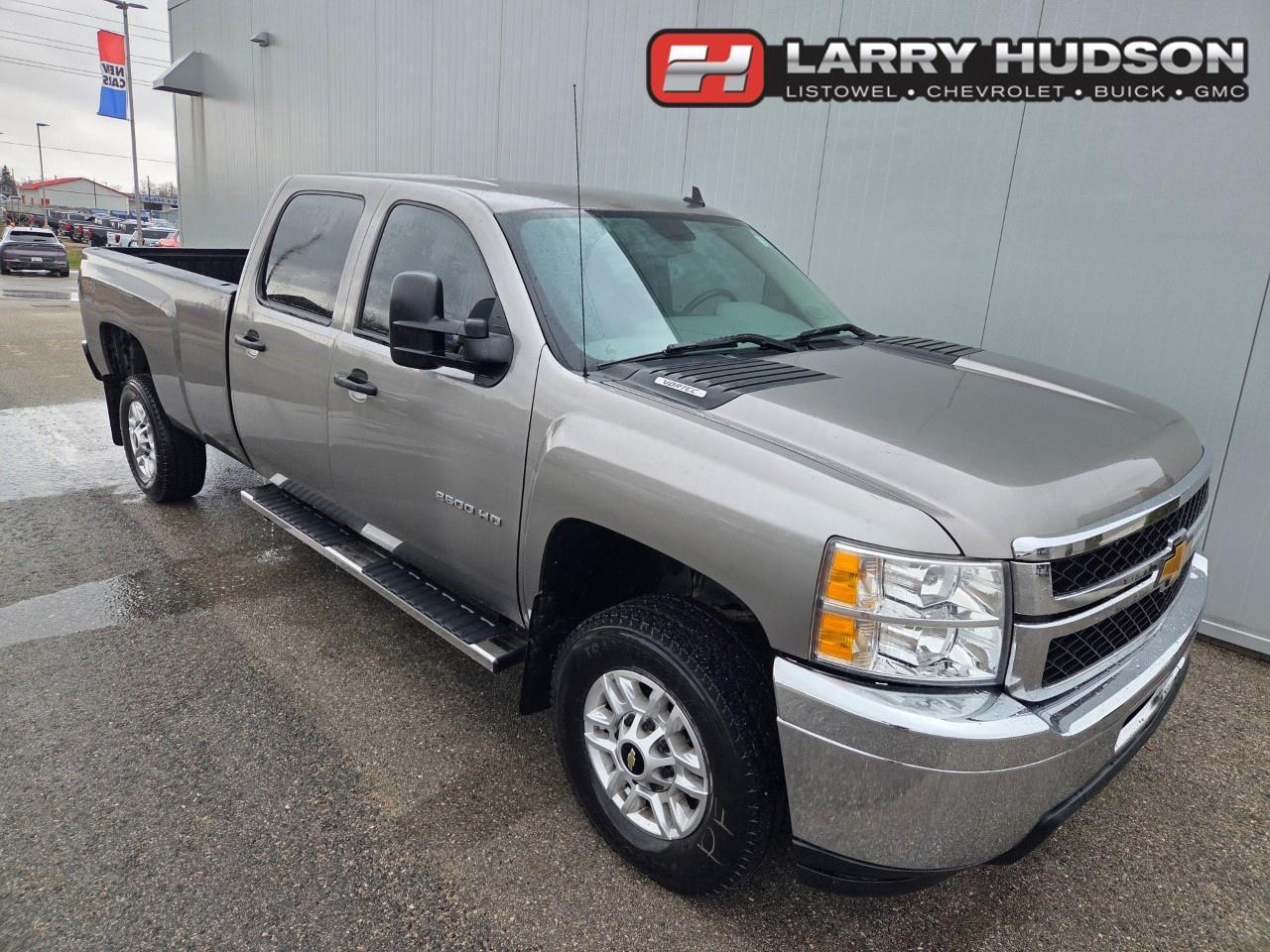 2014 Chevrolet Silverado 2500 HD 4WD Crew Cab Long Box Photo0