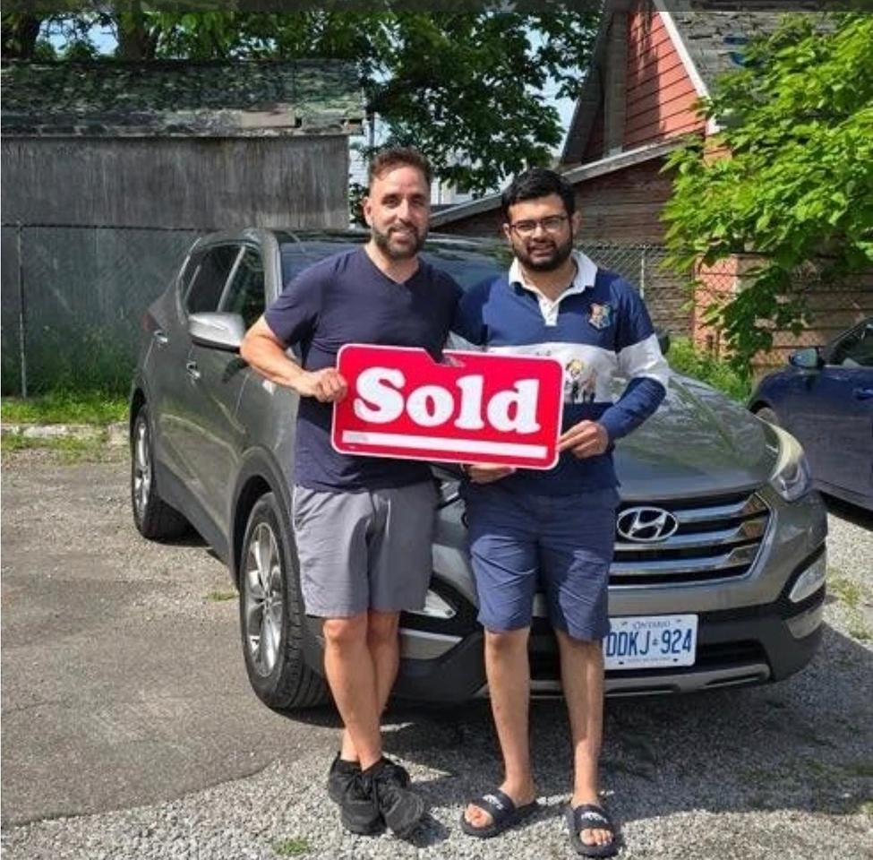 2013 Hyundai Santa Fe  Photo