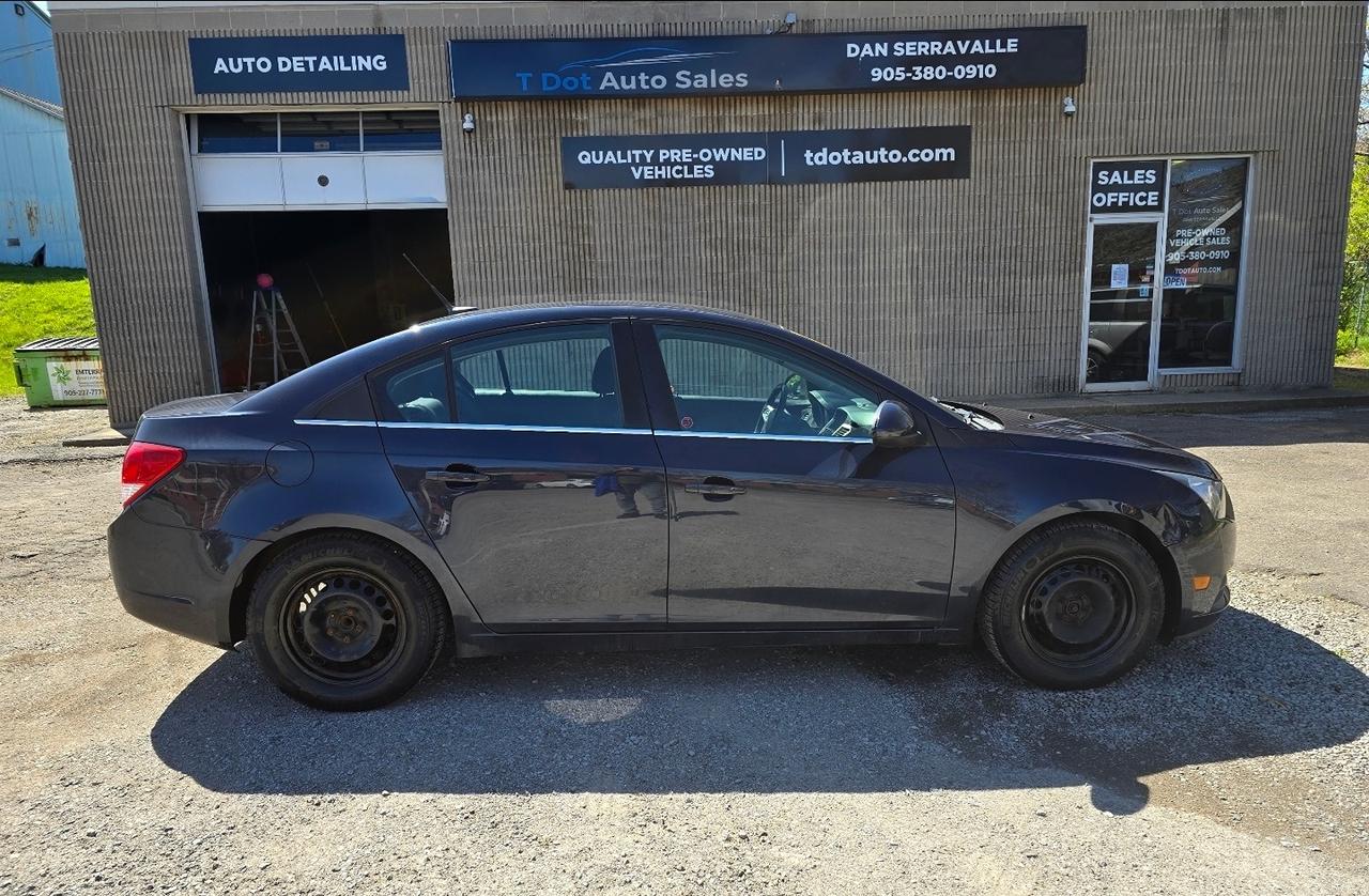 Used 2014 Chevrolet Cruze  for sale in Thorold, ON