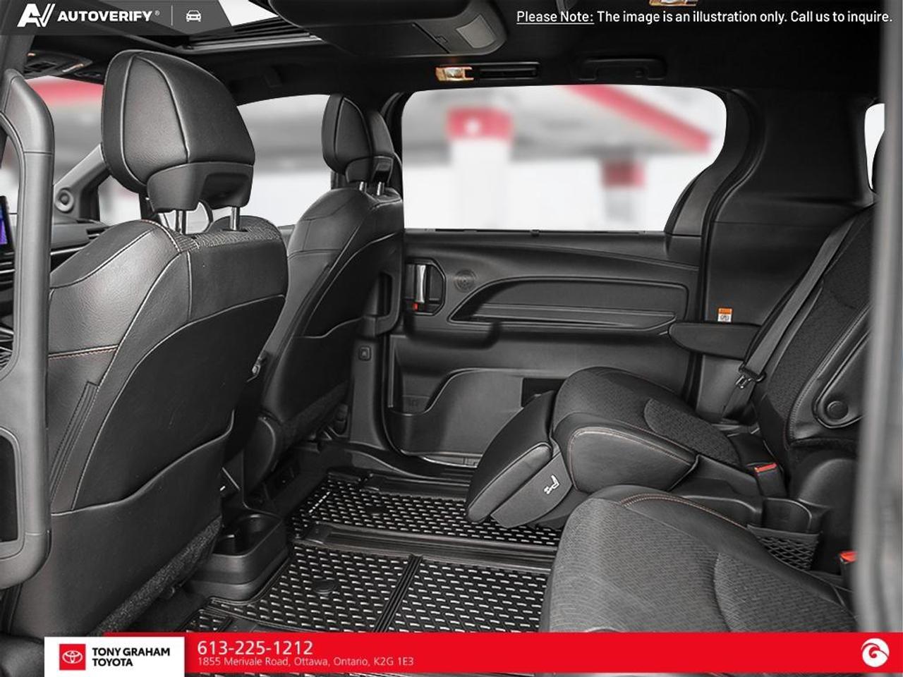 2026 Toyota Sienna XSE 7-Passenger Photo