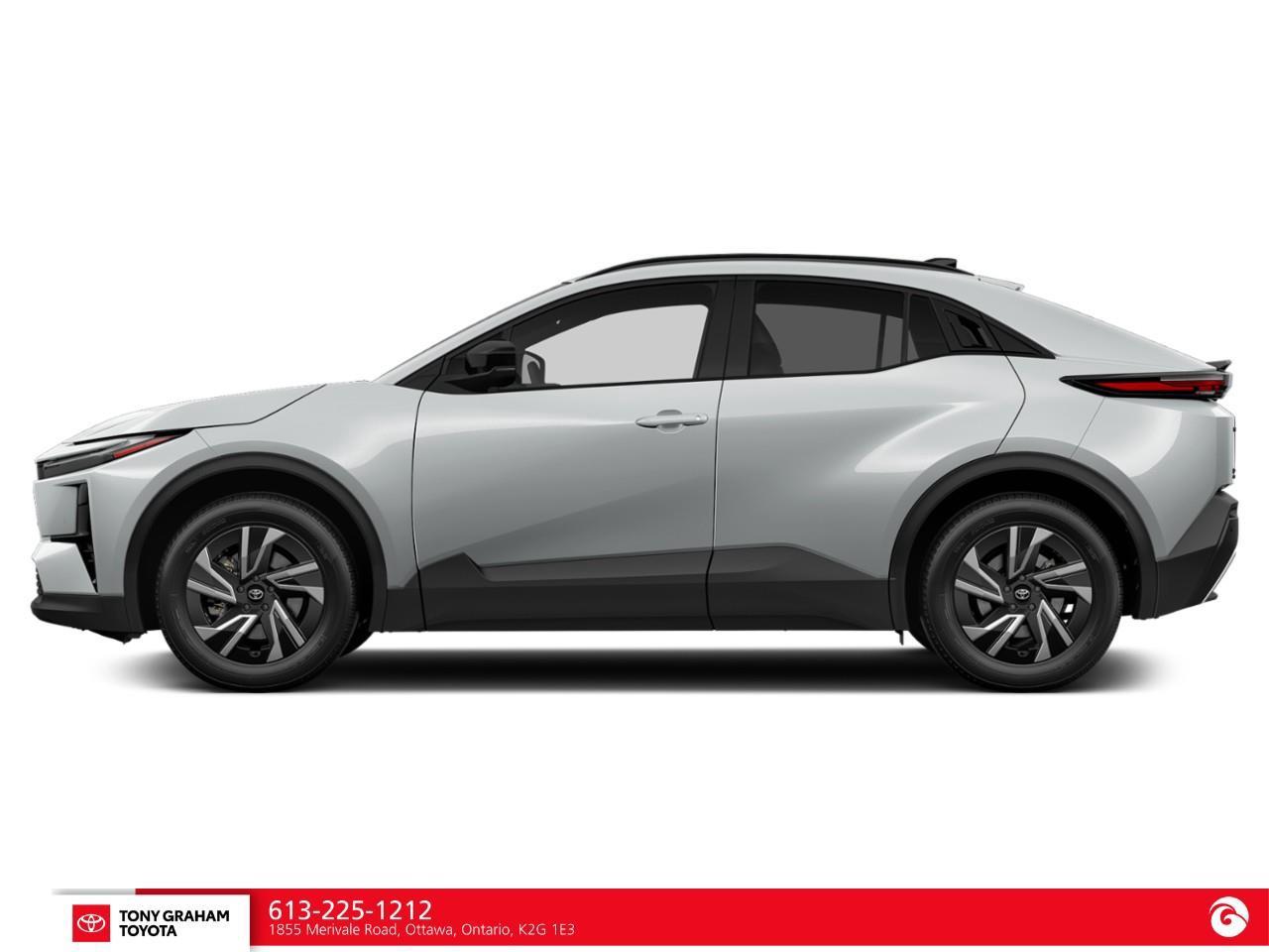 2026 Toyota C-HR XSE Photo2