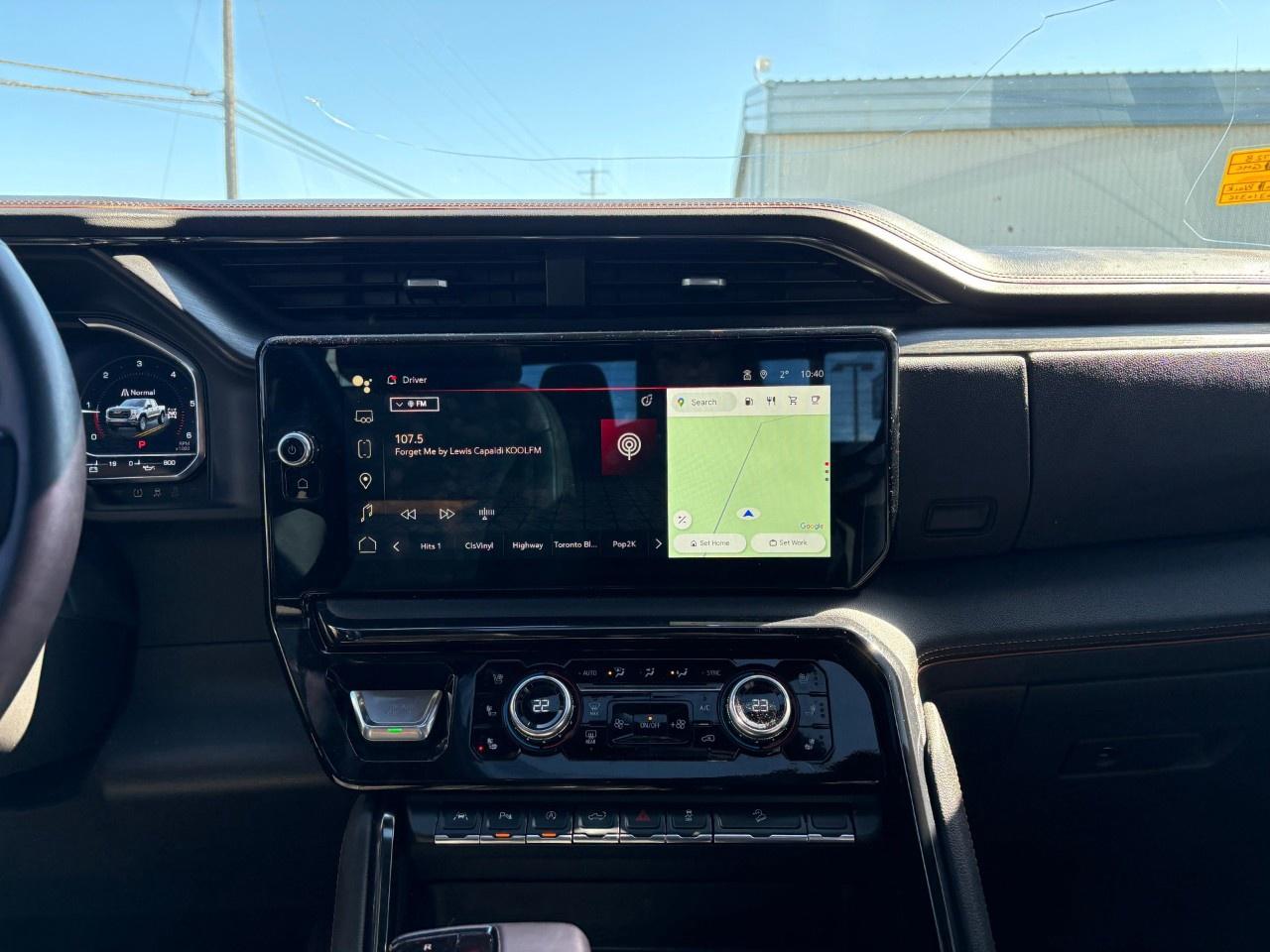 2024 GMC Sierra 1500 Crew Cab Short Box 4-Wheel Drive AT4 Photo