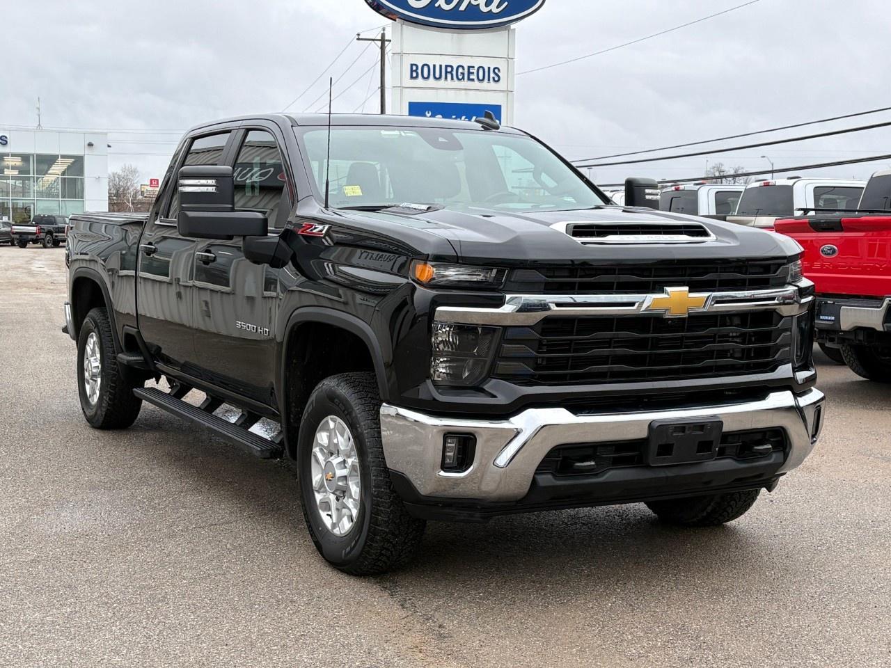 2024 Chevrolet Silverado 3500HD 4WD Crew Cab Standard Box LT Photo