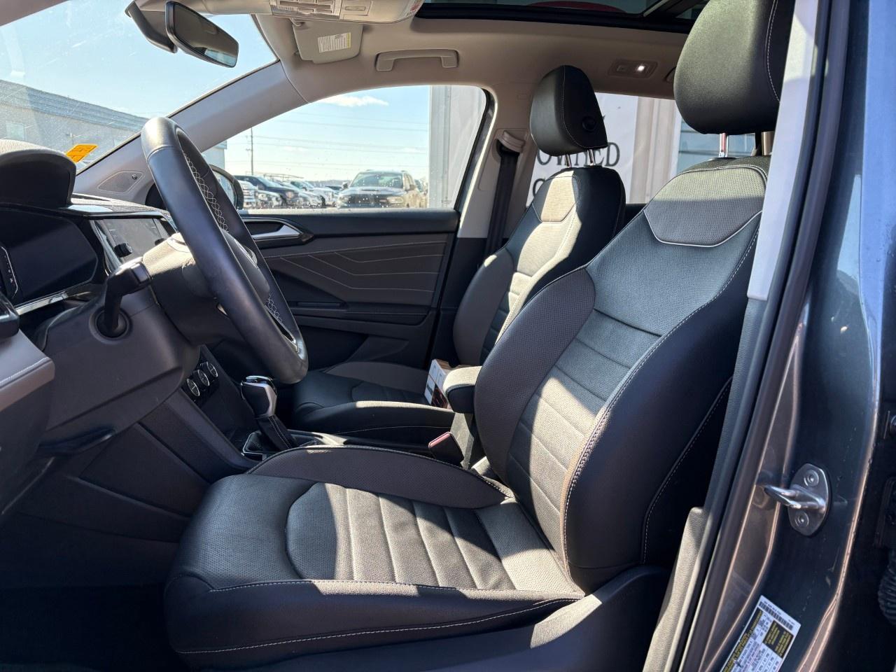 2024 Volkswagen Taos Highline 4MOTION Photo