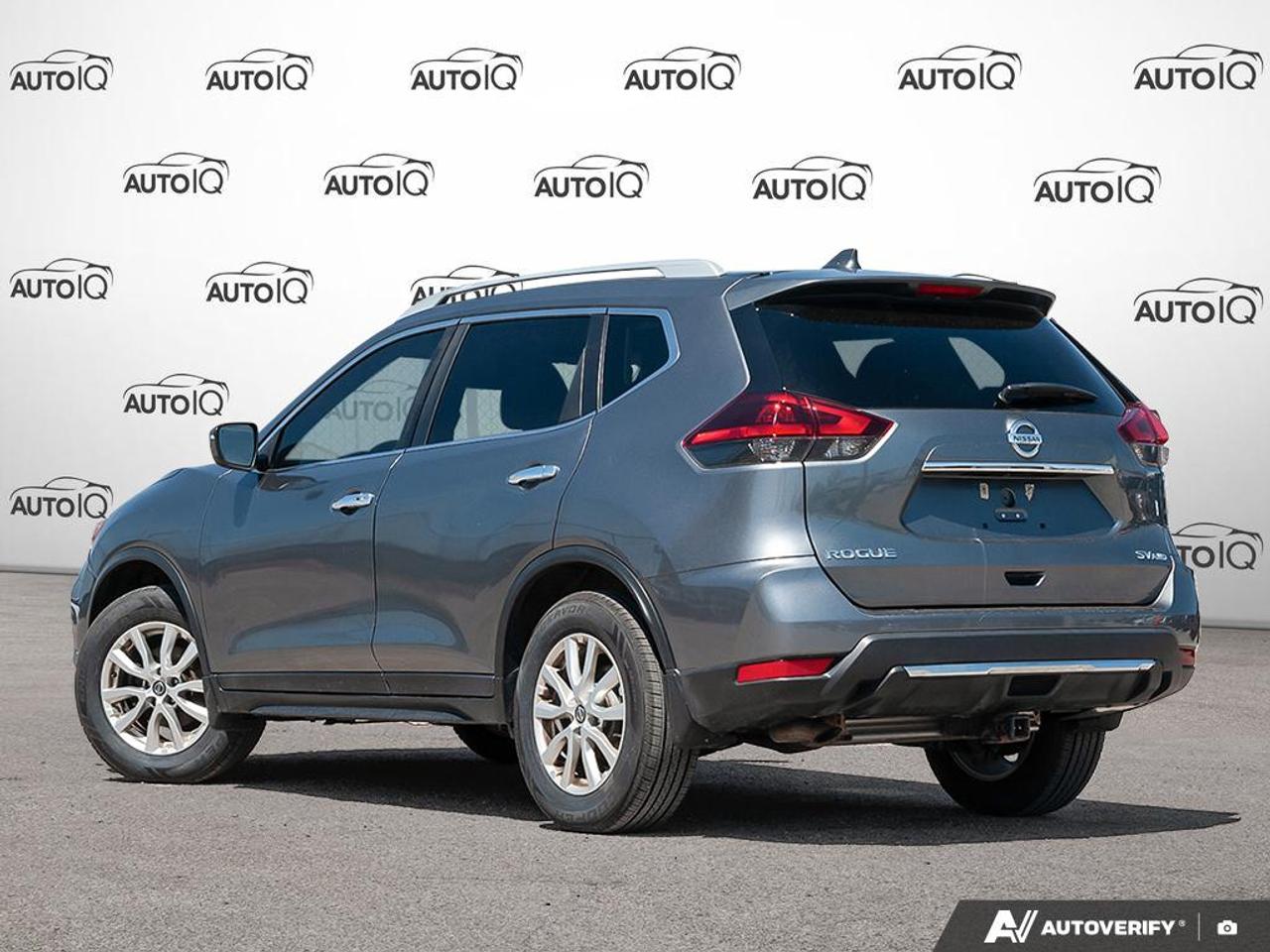 2020 Nissan Rogue SV Photo