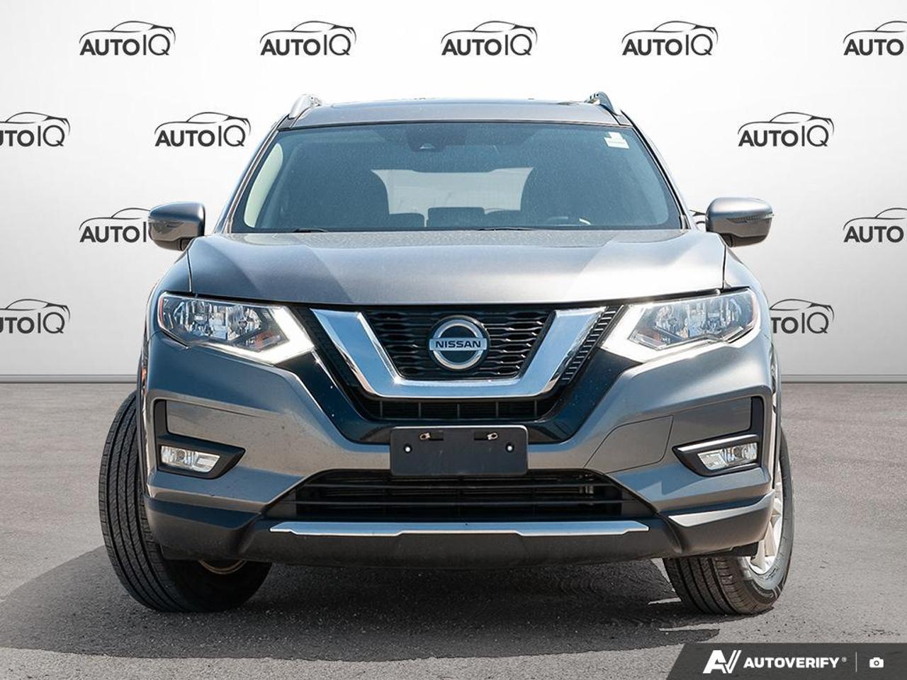 2020 Nissan Rogue SV Photo