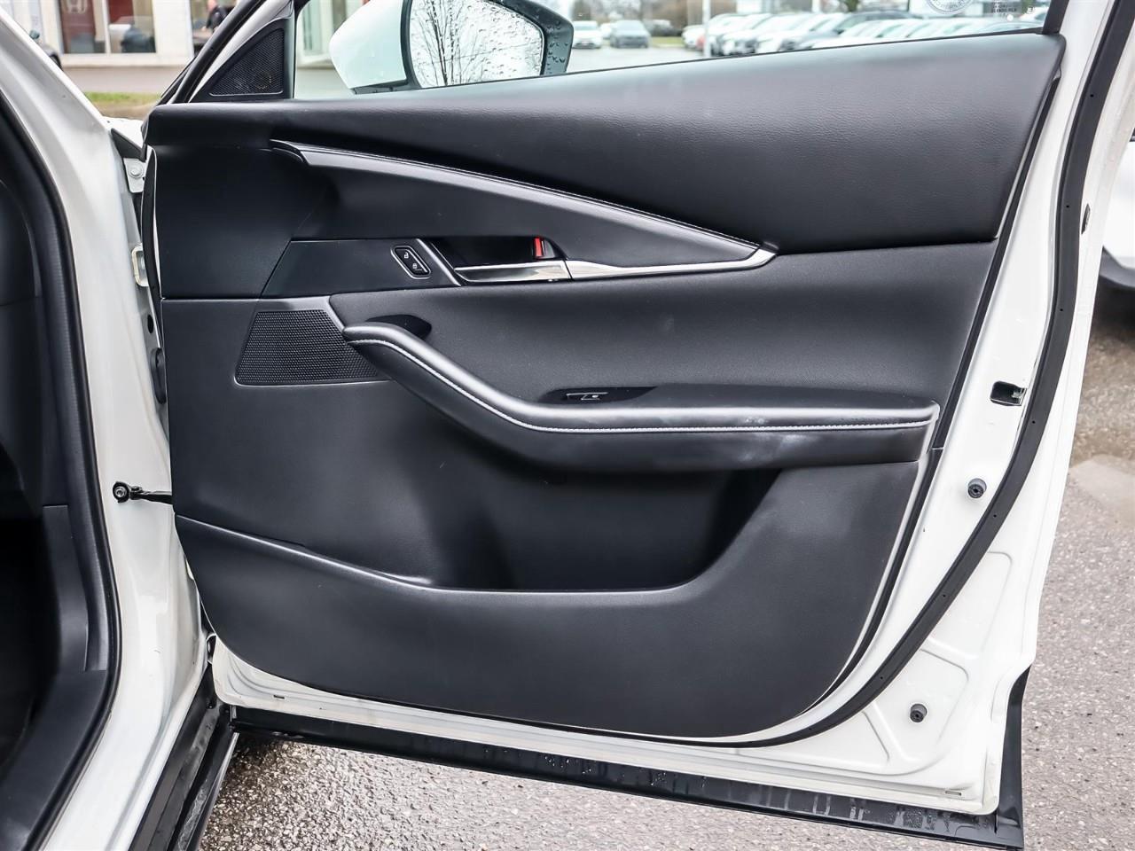 2023 Mazda CX-30 GS Photo