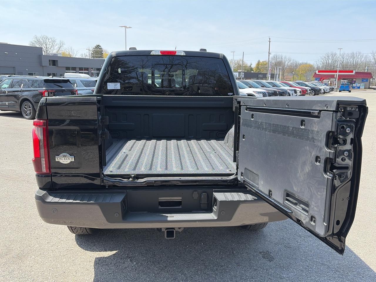 2026 Ford F-150 KING RANCH 4WD SuperCrew 5.5' Box 601A Photo4