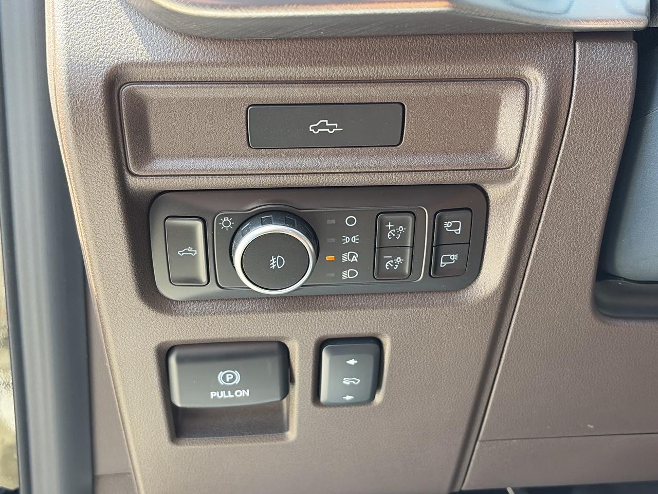 2026 Ford F-150 KING RANCH 4WD SuperCrew 5.5' Box 601A Photo