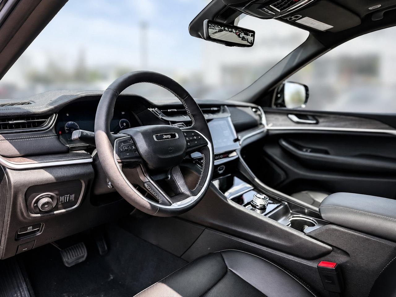 2026 Jeep Grand Cherokee L LIMITED ALTITUDE | Pano Roof | Leather | Nav | 4x4 Photo