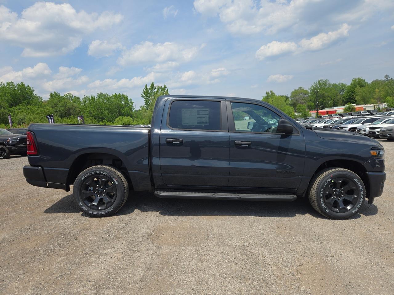 2026 RAM 1500 EXPRESS CREW | 3.0L I-6 | 3.92 | Blackout | TowPkg Photo