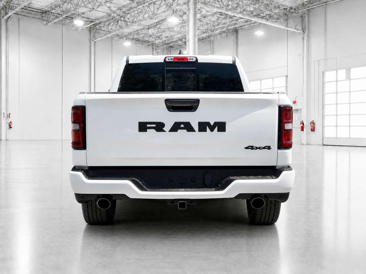 2026 RAM 1500 EXPRESS CREW | 3.0L I-6 | 3.92 | Blackout | TowPkg Photo