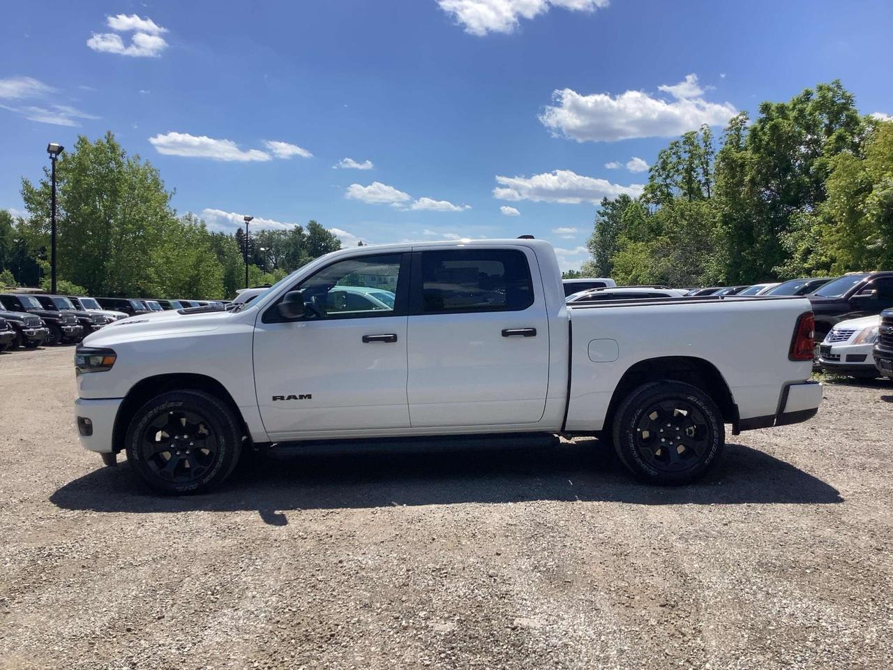 2026 RAM 1500 EXPRESS CREW | 3.0L I-6 | 3.92 | Blackout | TowPkg Photo