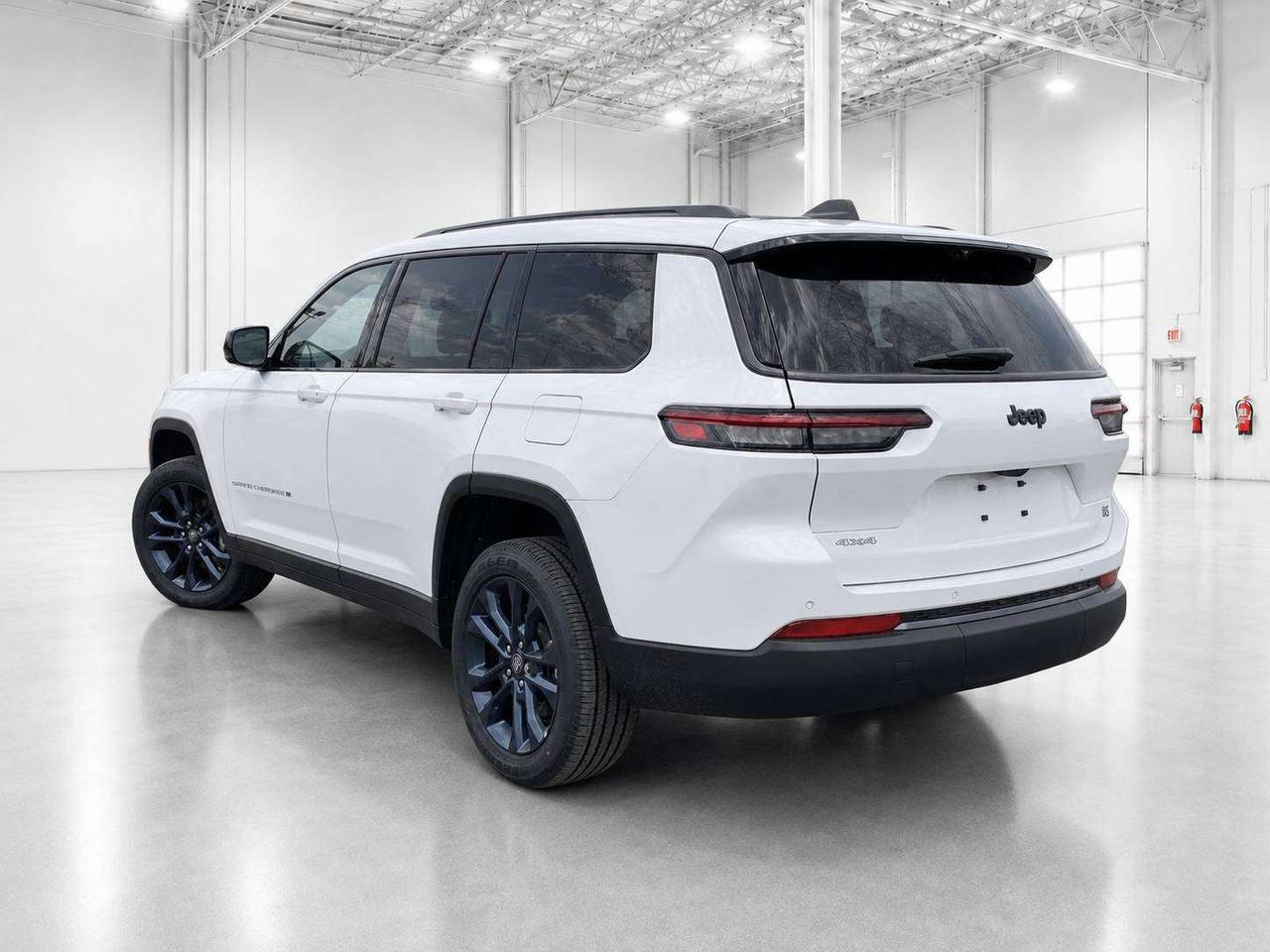 2026 Jeep Grand Cherokee L 85TH ANNIVERSARY | Leather | Pano Roof | Nav Photo2