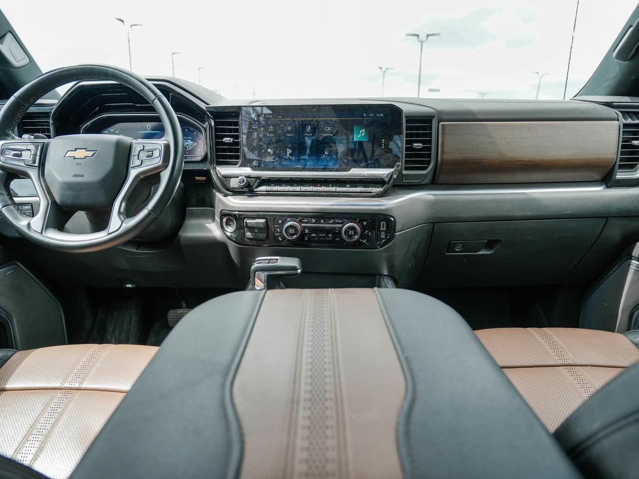 2024 Chevrolet Silverado 1500 1500 4WD | DIESEL | 2 TONE LEATHER  | LOADED! Photo