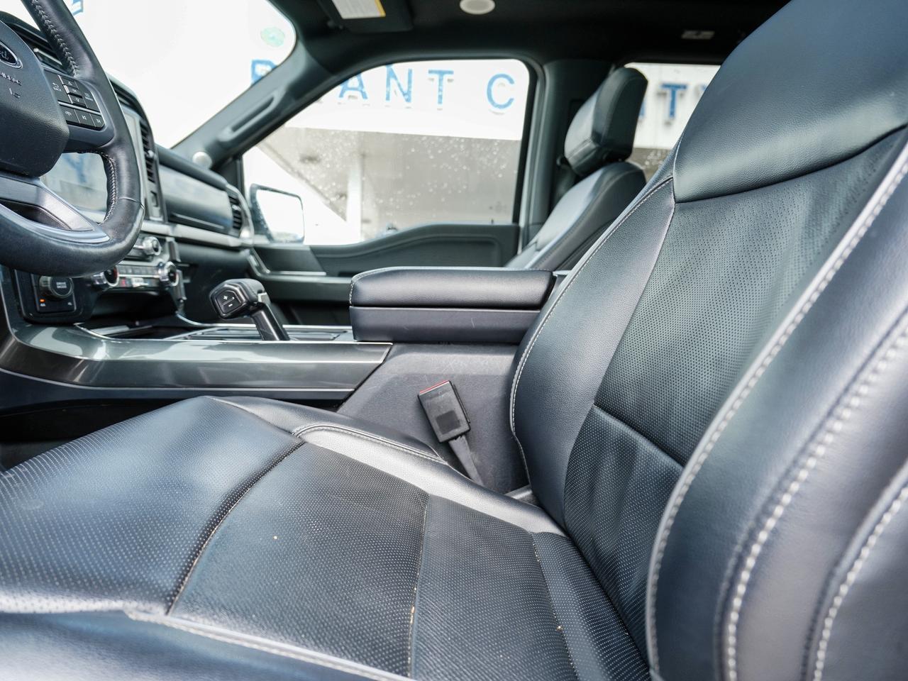 2023 Ford F-150 LARIAT 4WD | LEATHER | PANO ROOF | BLACK PKG Photo