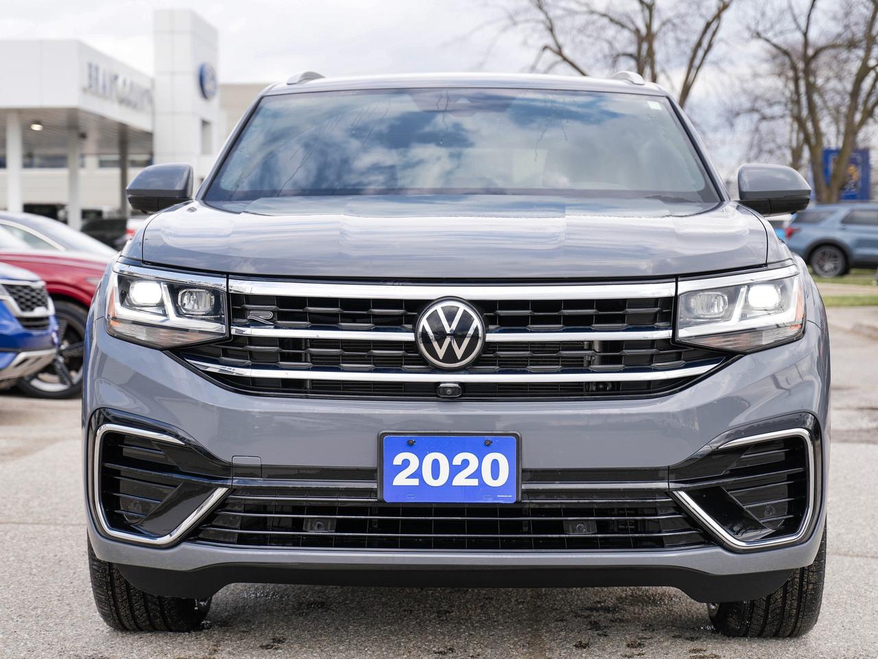 2021 Volkswagen Atlas Cross Sport Cross Sport LEATHER | PANO ROOF | COME CHECK US OU Photo